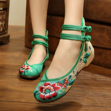 Load image into Gallery viewer, Beautiful Quality flower designed women shoes
