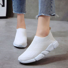 Load image into Gallery viewer, Women Solid Fly-knit Sneakers